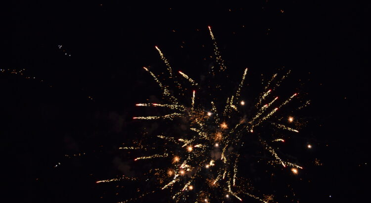 noc, fajerwerki, sylwester, petardy, sztuczne ognie, nowy rok